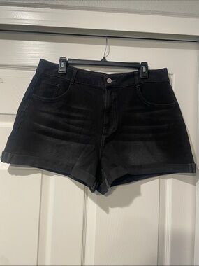 HALARA Black Denim Jean Shorts